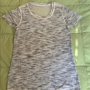 Lululemon top